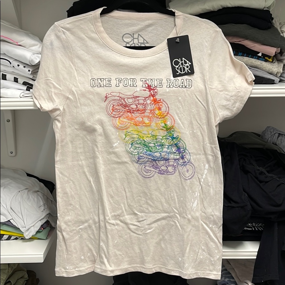 New Paint splattered nude Chaser tshirt Size large